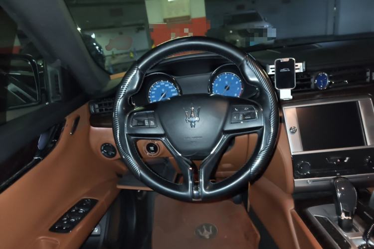 Used Maserati President 2015 3.0T Standard Model Steering Wheel