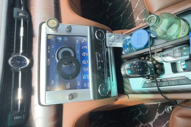 Used Maserati President 2015 3.0T Standard Model Audio And AC Panel