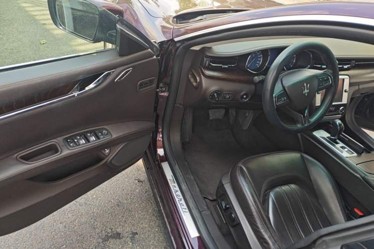 Used Maserati President 2015 Updated Version 3.0T S Q4 Driver Seat