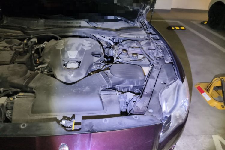 Used Maserati President 2015 3.0T Standard Model Engine Bay Left