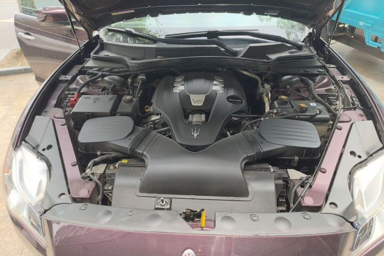 Used Maserati President 2015 3.0T Standard Model Engine Bay