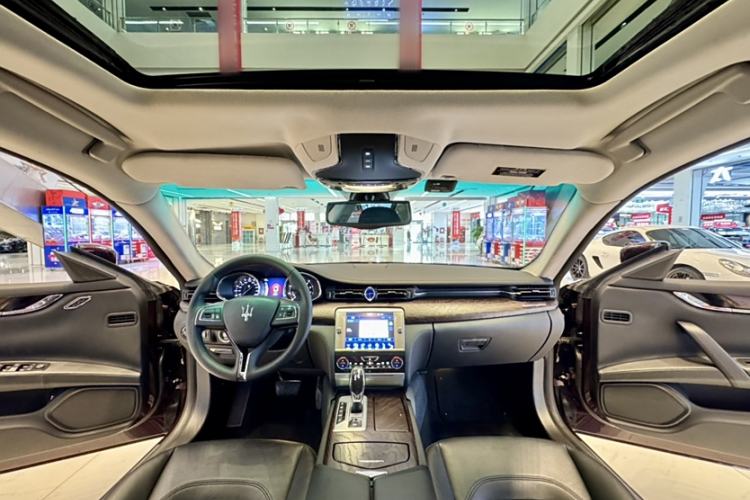 Used Maserati President 2015 3.0T Standard Model Interior 2