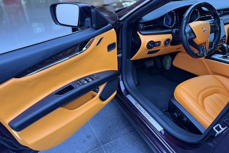 Used Maserati President 2015 3.0T Standard Model Interior 6