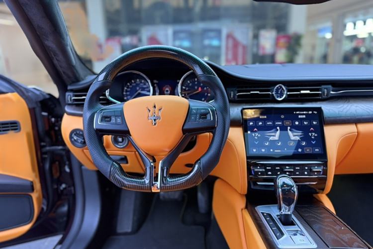 Used Maserati President 2015 3.0T Standard Model Interior 9
