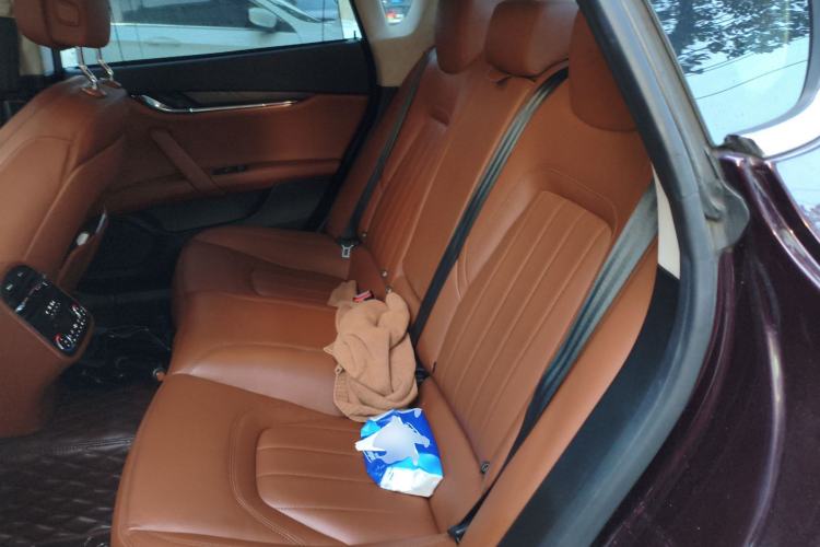 Used Maserati President 2015 3.0T Standard Model Left Rear Seat