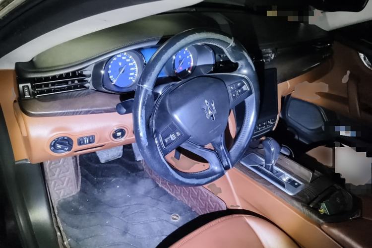 Used Maserati President 2015 3.0T Standard Model Steering Wheel