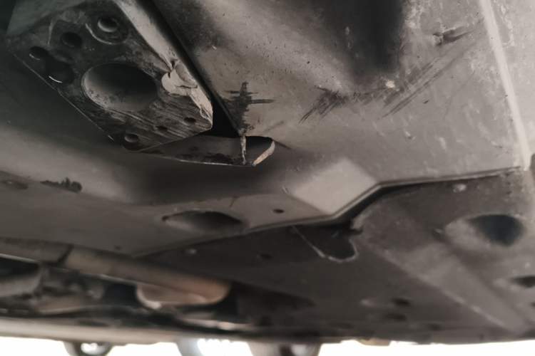 Used Maserati President 2015 3.0T Standard Model Chassis Front Left