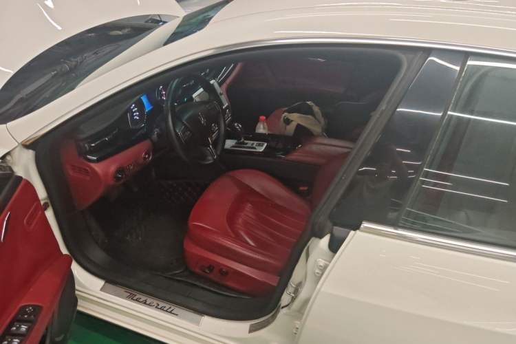 Used Maserati President  Driver Seat