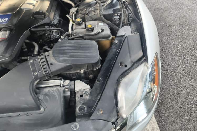 Used Maserati President 2015 3.0T S Q4 Engine Bay Left