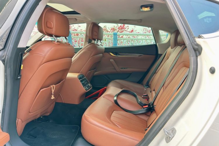 Used Maserati President 2015 3.0T Standard Model Interior 1