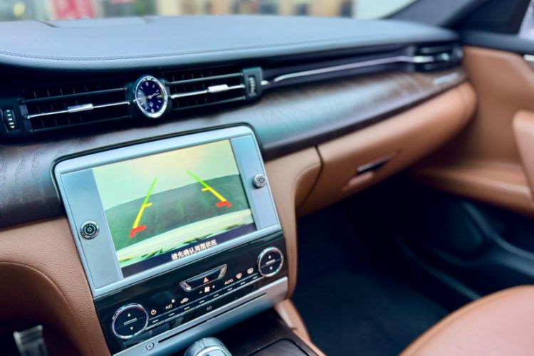 Used Maserati President 2015 3.0T Standard Model Interior 10