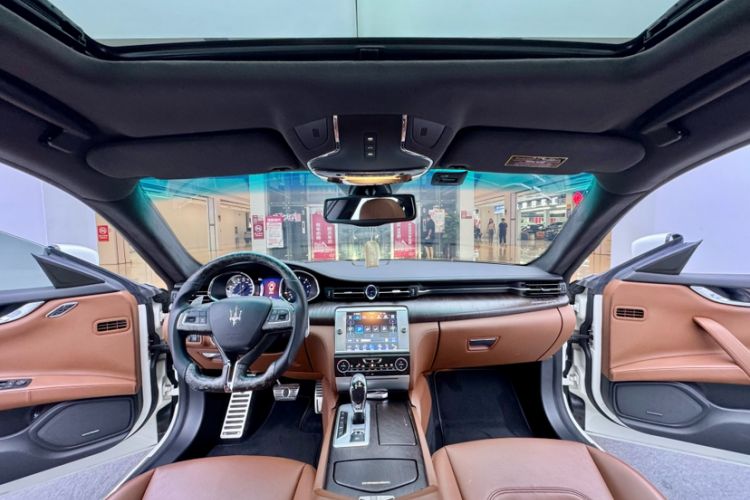 Used Maserati President 2015 3.0T Standard Model Interior 13