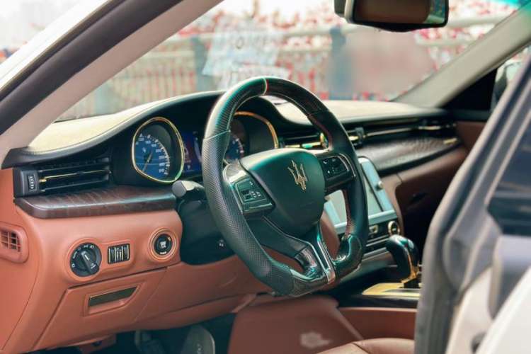 Used Maserati President 2015 3.0T Standard Model Interior 3
