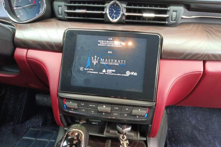 Used Maserati President 2017 3.0T Standard Model Audio And AC Panel