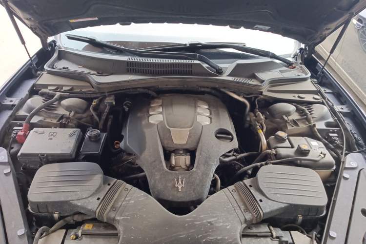 Used Maserati President 2017 3.0T Standard Model Engine Bay