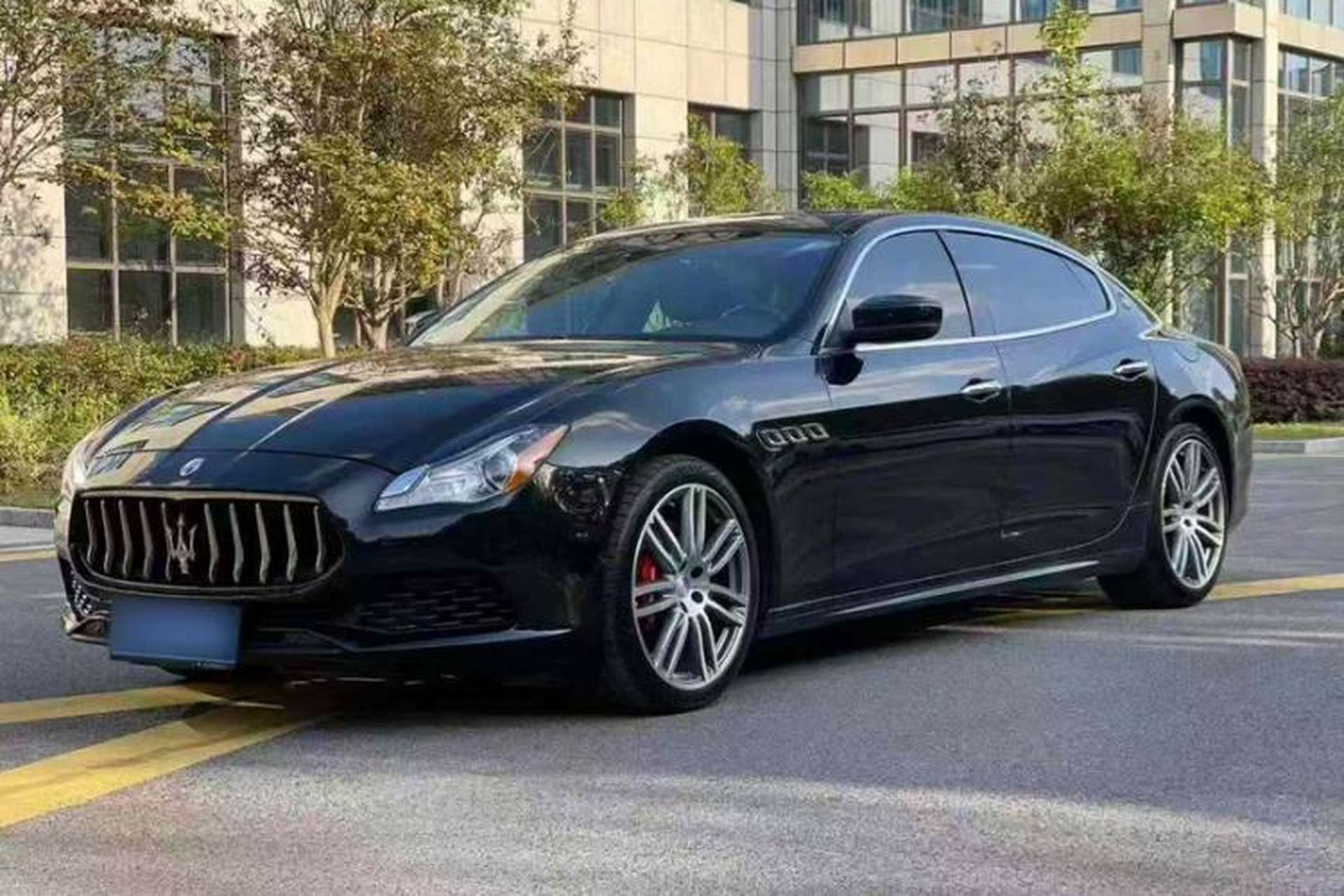 Used Maserati President 2017 3.0T Standard Model Front Left 45 Deg