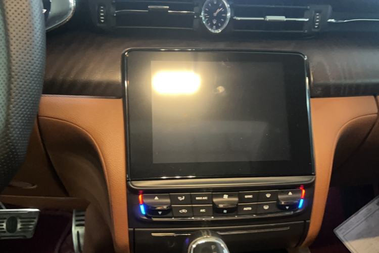 Used Maserati President 2017 3.0T Standard Model Interior 11