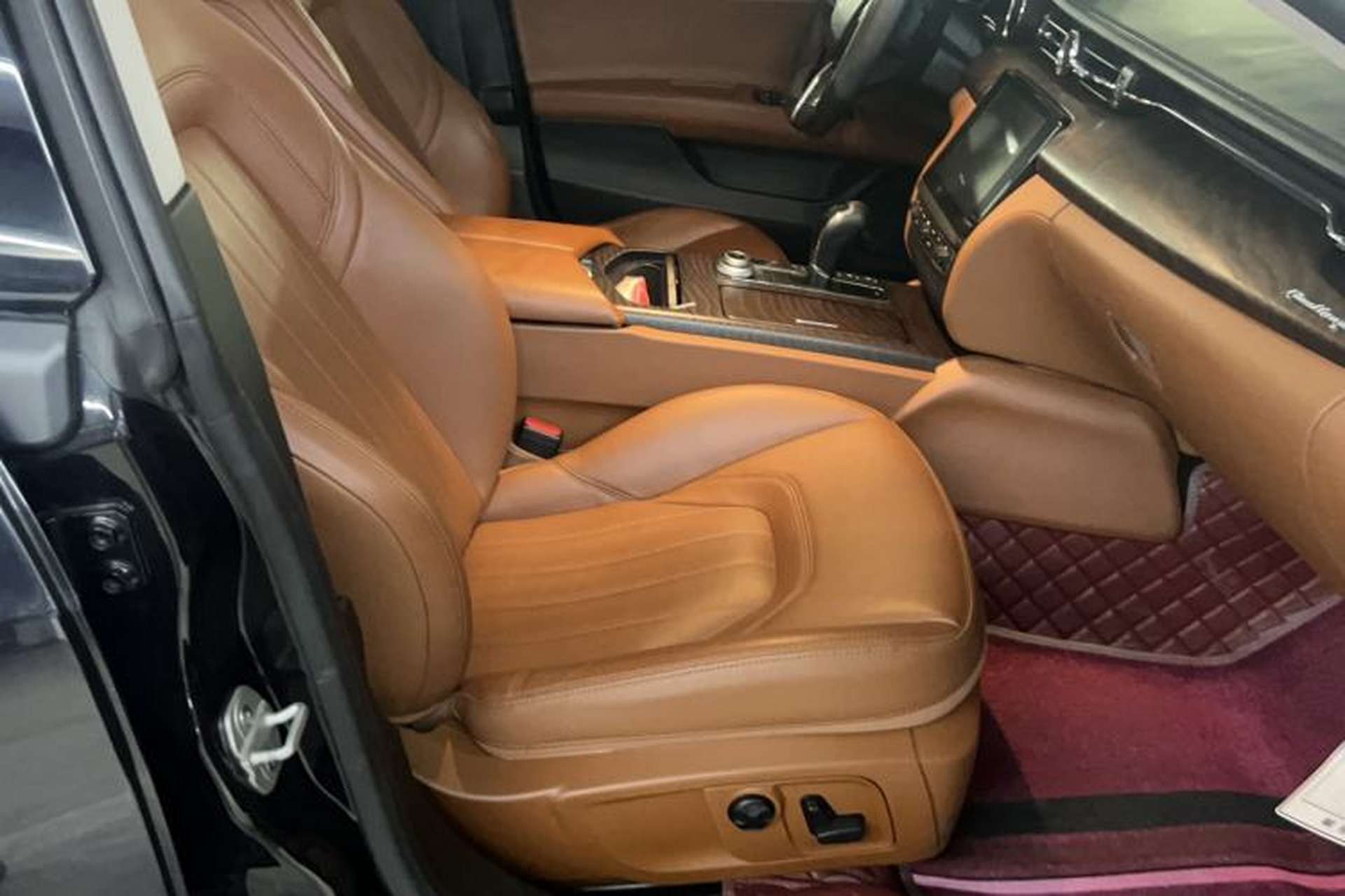 Used Maserati President 2017 3.0T Standard Model Interior 4