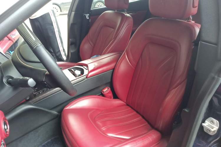 Used Maserati President 2017 3.0T Standard Model Left Front Seat