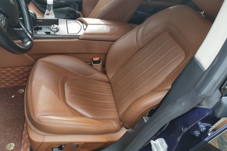 Used Maserati President 2017 3.0T Standard Model Left Front Seat