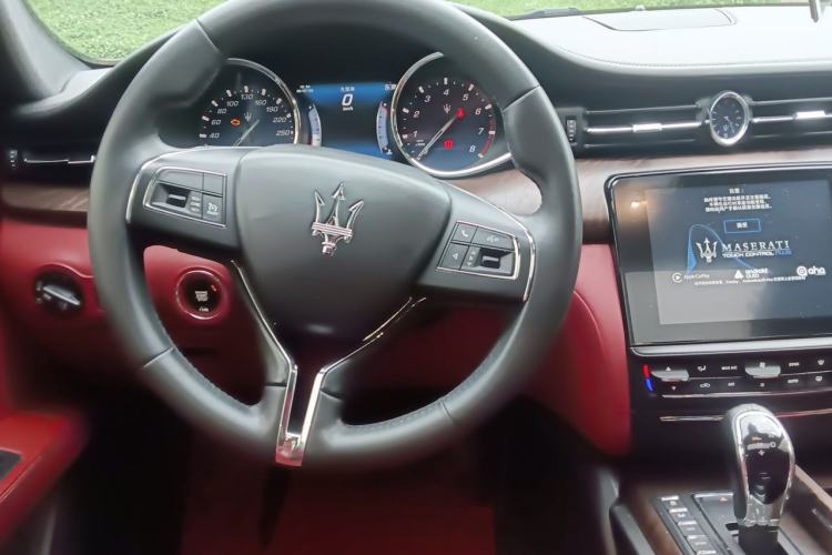 Used Maserati President 2017 3.0T Standard Model Steering Wheel