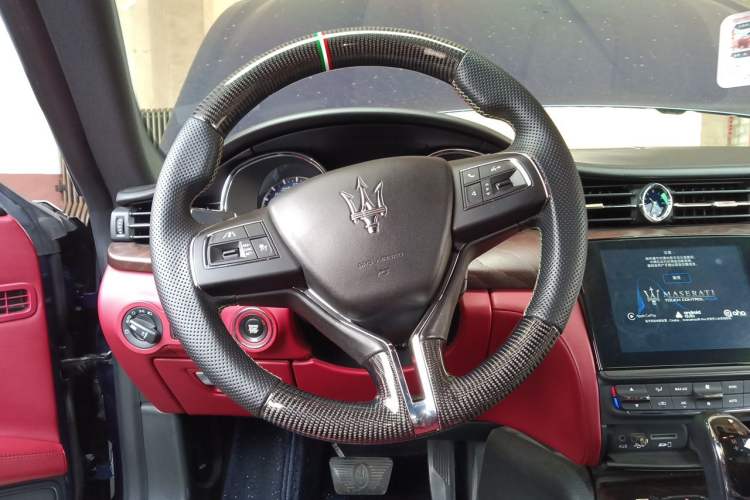 Used Maserati President 2017 3.0T Standard Model Steering Wheel