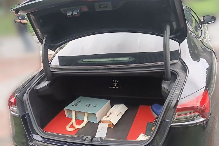 Used Maserati President 2017 3.0T Standard Model Trunk