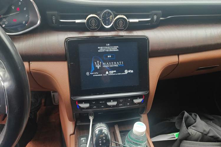 Used Maserati President 2017 3.0T Standard Model Audio And AC Panel