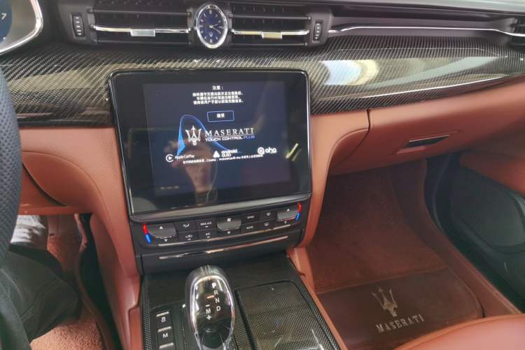 Used Maserati President 2017 3.0T Standard Model Audio And AC Panel