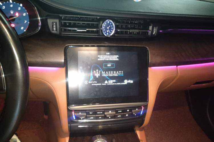 Used Maserati President 2017 3.0T Standard Model Audio And AC Panel