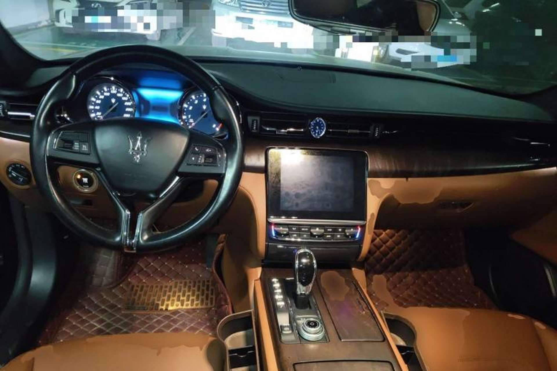 Used Maserati President 2017 3.0T Standard Model Center Console