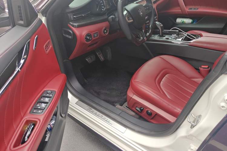 Used Maserati President 2017 3.0T Standard Model Driver Seat