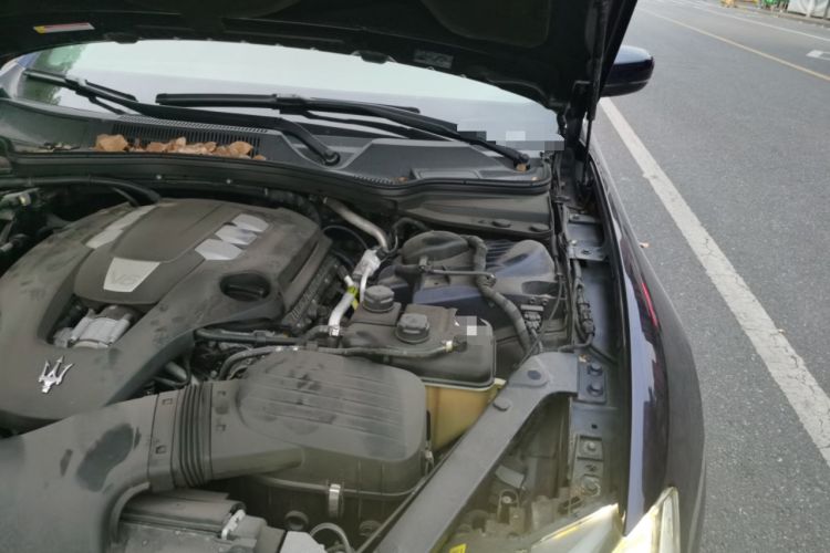 Used Maserati President 2017 3.0T Standard Model Engine Bay Left