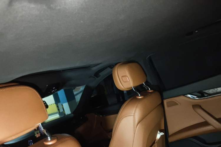Used Maserati President  Headliner