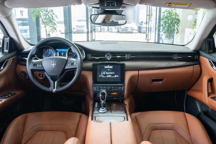 Used Maserati President 2017 3.0T Standard Model Interior 1