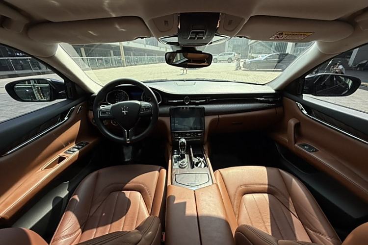 Used Maserati President 2017 3.0T Standard Model Interior 2