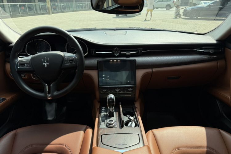 Used Maserati President 2017 3.0T Standard Model Interior 3