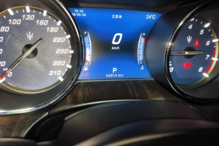 Used Maserati President  Odometer Close Up