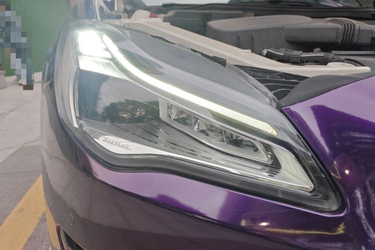 Used Maserati President 2017 3.0T Standard Model Right Front Headlight