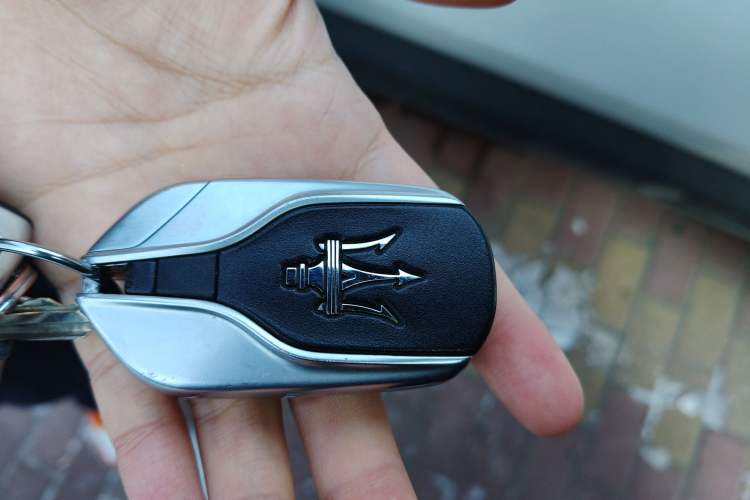 Used Maserati President 2017 3.0T S Q4 Vehicle Key
