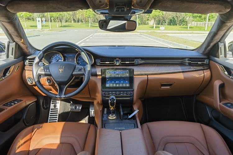 Used Maserati President 2017 3.0T Standard Model Interior 3
