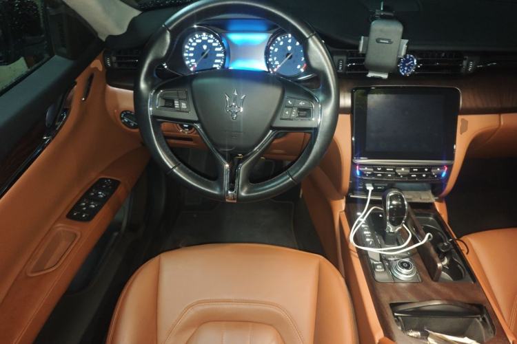 Used Maserati President 2017 3.0T Standard Model Steering Wheel
