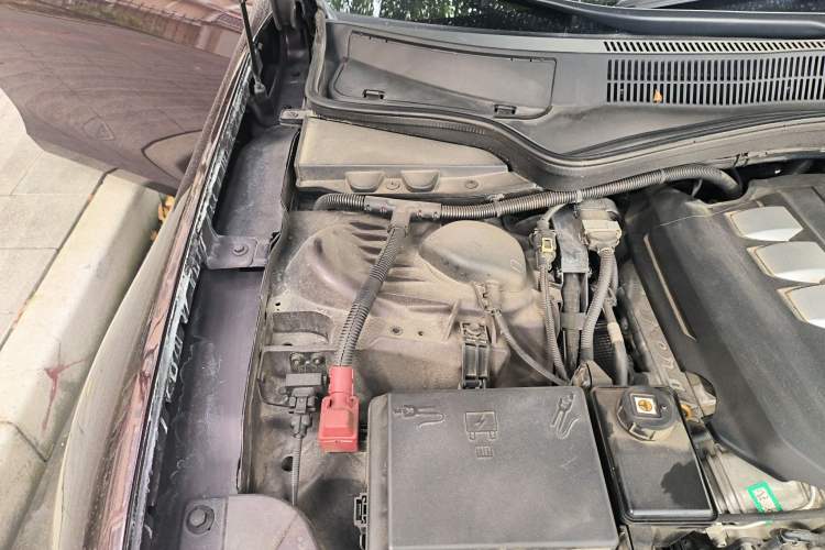 Used Maserati President 2017 3.0T Standard Model Engine Bay Right