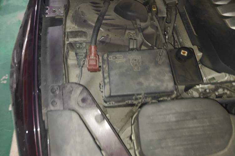 Used Maserati President  Engine Bay Right