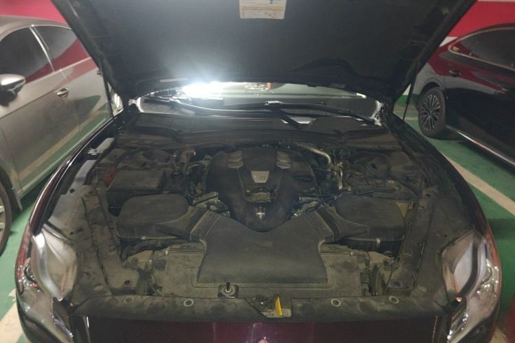 Used Maserati President  Engine Bay