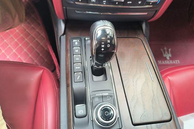 Used Maserati President 2017 3.0T Standard Model Gear Lever