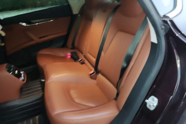 Used Maserati President 2017 3.0T Standard Model Interior 4