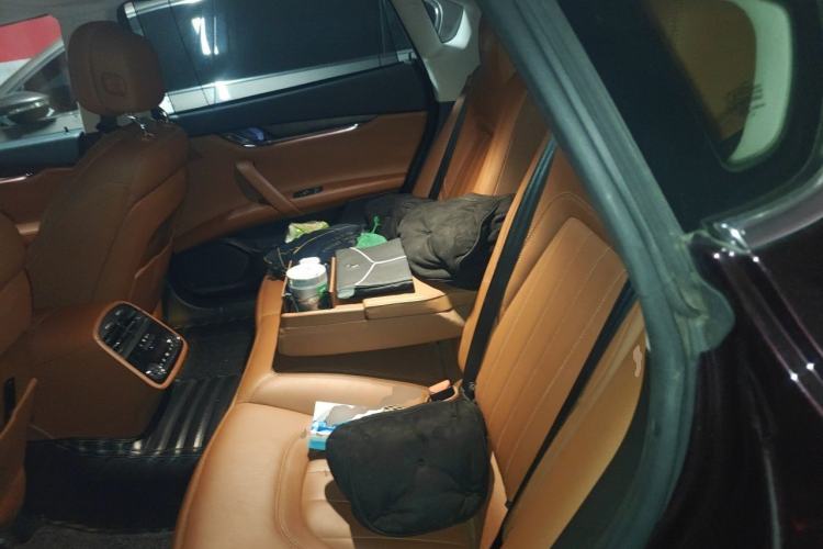 Used Maserati President  Left Rear Seat