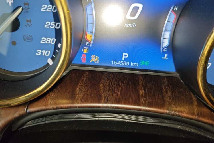 Used Maserati President 2017 3.0T Standard Model Odometer Close Up