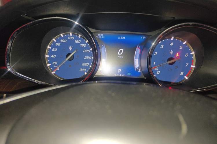Used Maserati President  Odometer Close Up